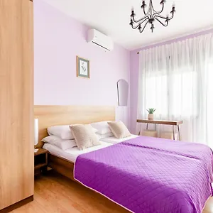 Mara , Kaštela Croatie